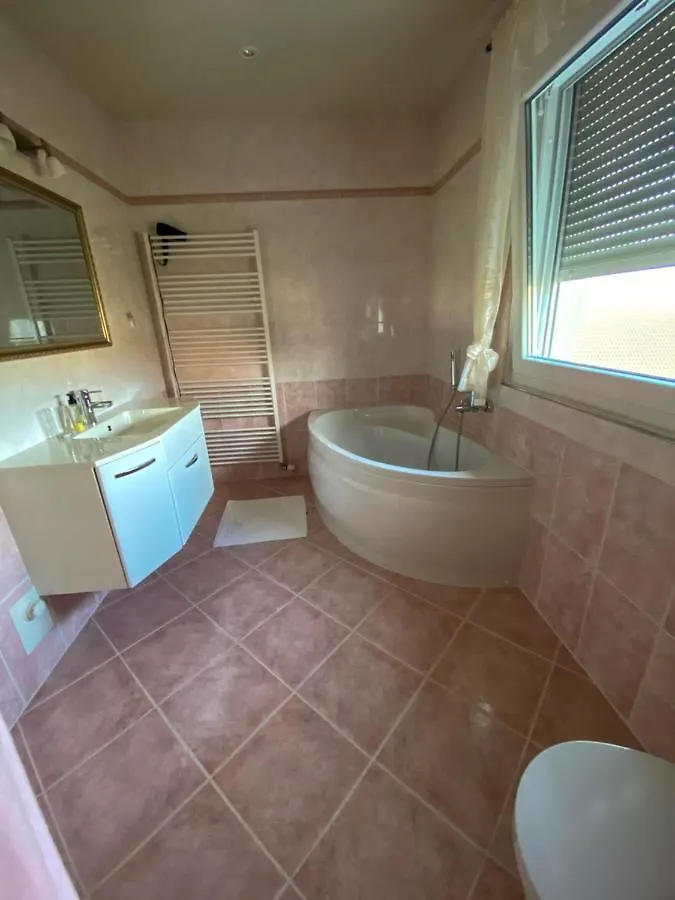 Apartment Villa Mebelle Mit Meerblick Jasenice