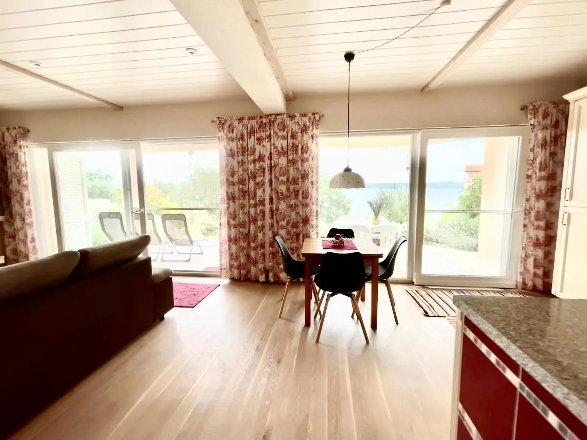 Apartment Villa Mebelle Mit Meerblick Jasenice