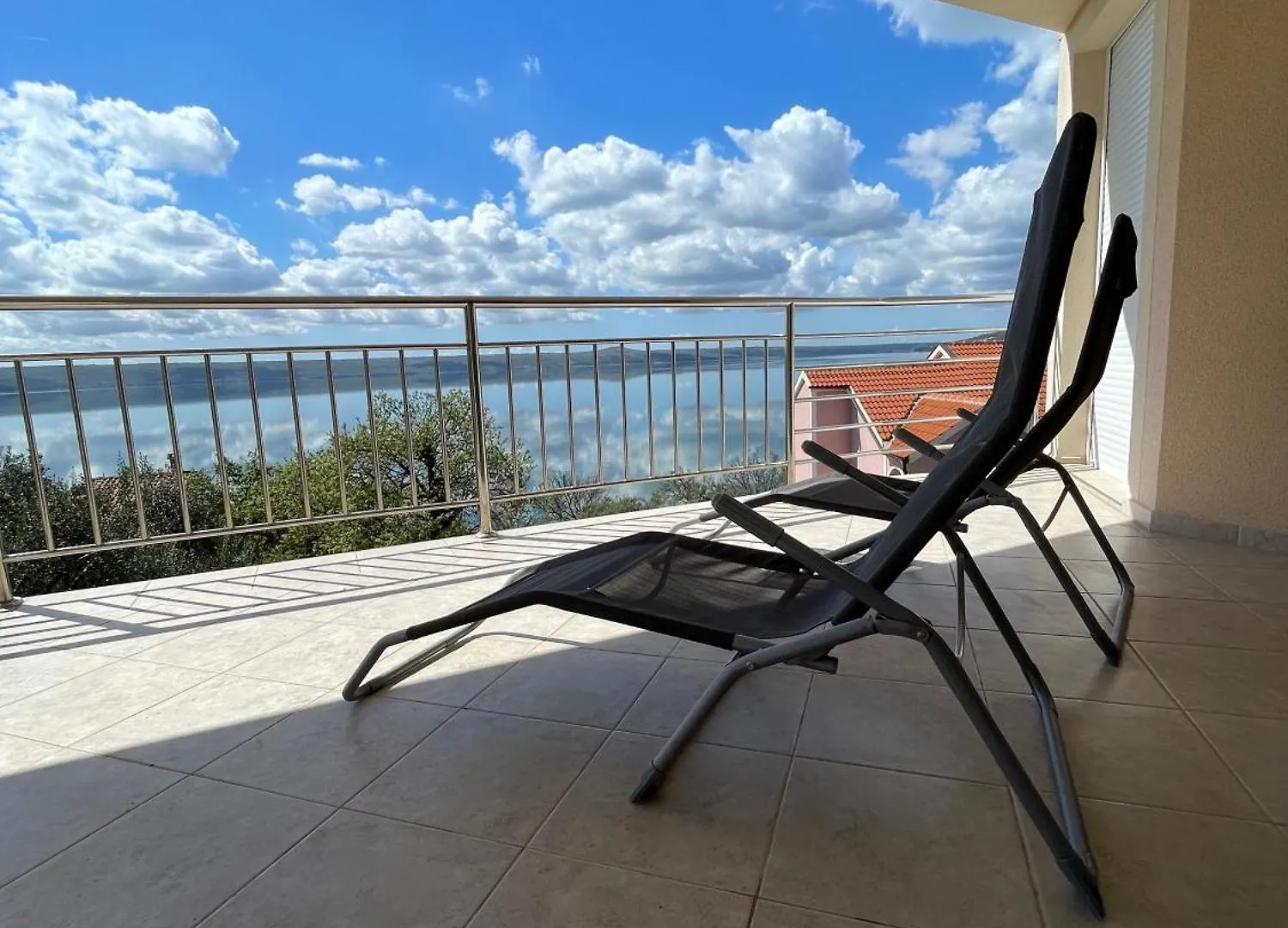 Apartment Villa Mebelle Mit Meerblick Jasenice